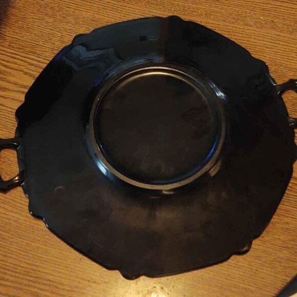 Vintage Black Glass 3 Footed Bowl and Serving Platter - Picture 9 of 10